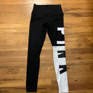 VS PINK Ultimate Legging